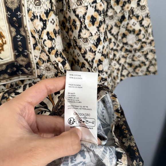 Anthropologie Medium Pleated Puff Sleeve Blouse Beige Boho Cottage Peasant - Picture 7 of 9